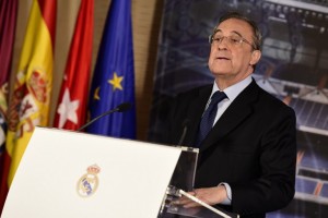 Real Madrid president Florentino Perez gives a press conference at the Santiago Bernabeu stadium in Madrid on May 25, 2015. Perez announced today the sacking of coach Carlo Ancelotti, following a second disappointing season after leading the club to win the Champions League final in his first year.   AFP PHOTO/ JAVIER SORIANO