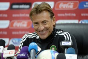 The French coach of the Moroccan national football team, Herve Renard, gives a press conference on March 23, 2016 in Marrakesh, prior to their African Cup of Nations qualifications match against Cape Verde on March 29. / AFP PHOTO / FADEL SENNA